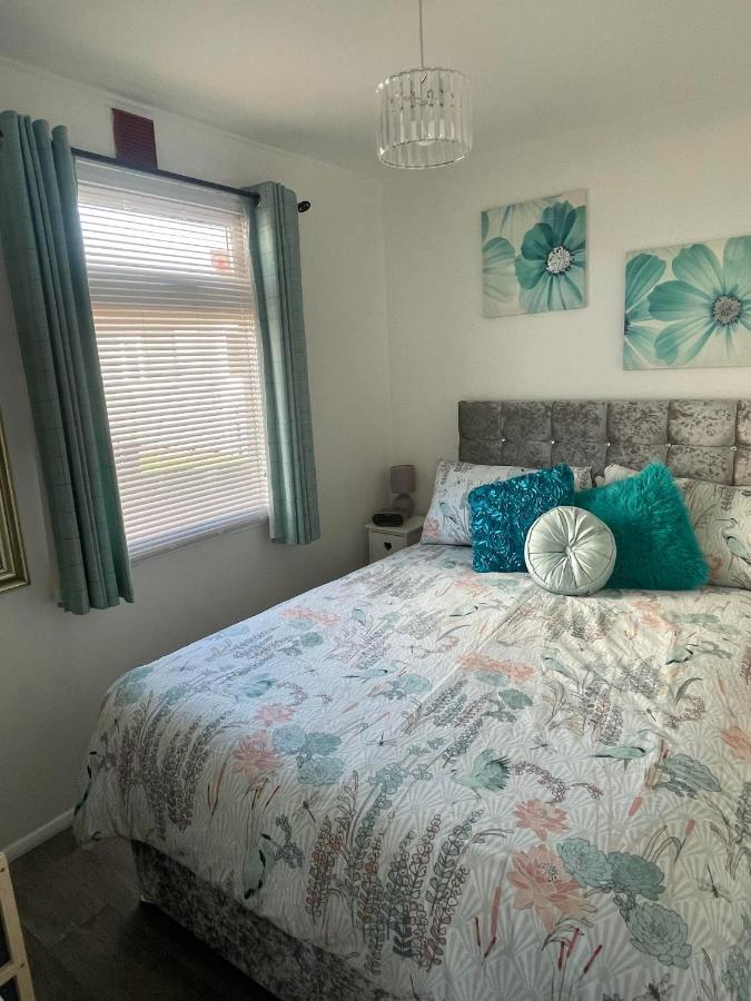 Chalet 81 South Shore Bridlington 2X Bedroom Detached Chalet Sleeps 4 Bessingby Exterior photo